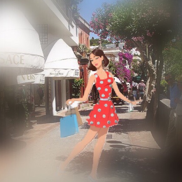 Meet your Posher, Janet - Picture 1 of 1